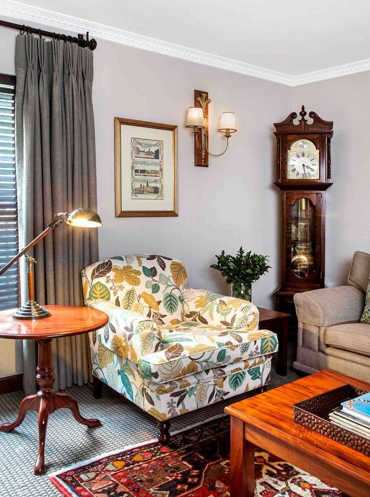 Premier Hotel Falstaff Йоханнесбург Ресторан фото
