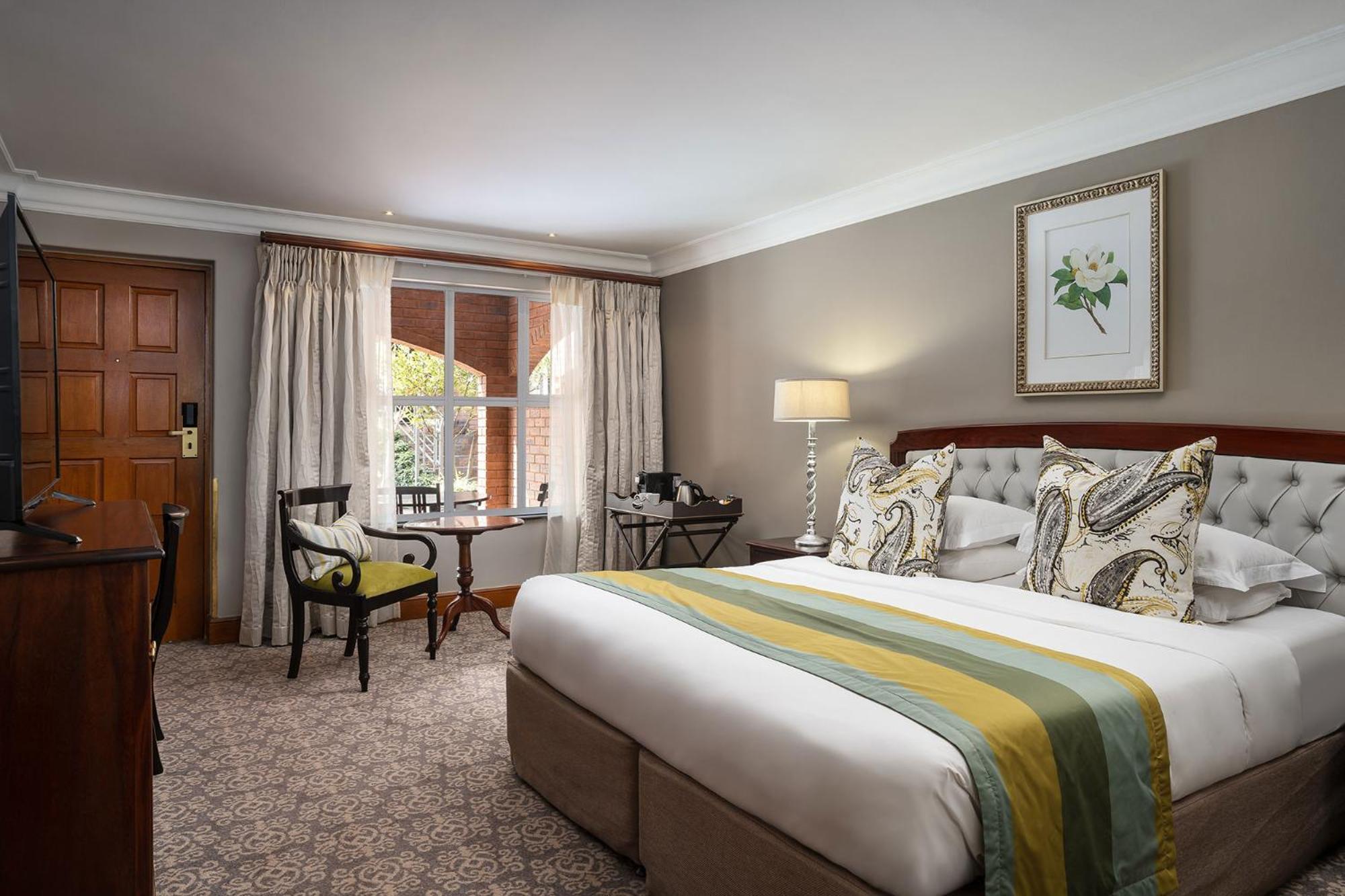 Premier Hotel Falstaff Йоханнесбург Экстерьер фото