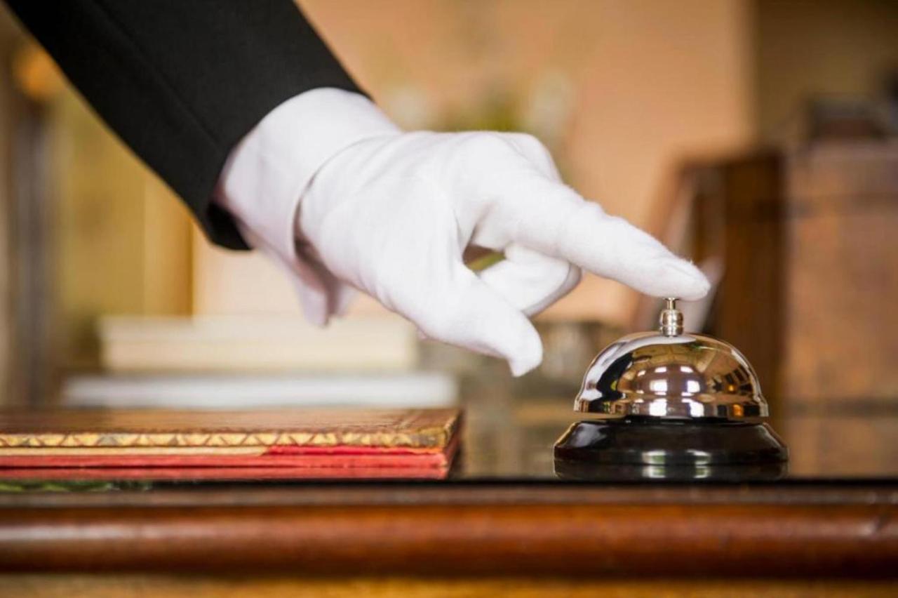 Premier Hotel Falstaff Йоханнесбург Экстерьер фото